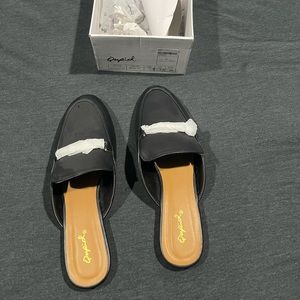 Black Loafers size 8 W